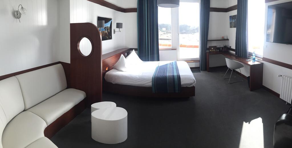Hotel Des Rochers Perros-Guirec Szoba fotó