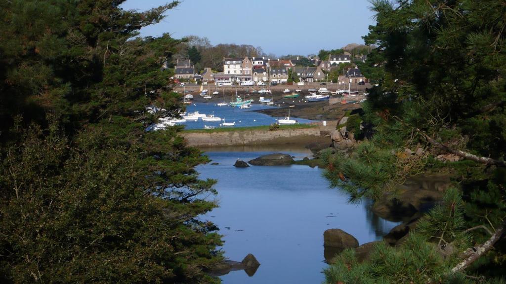 Hotel Des Rochers Perros-Guirec Kültér fotó